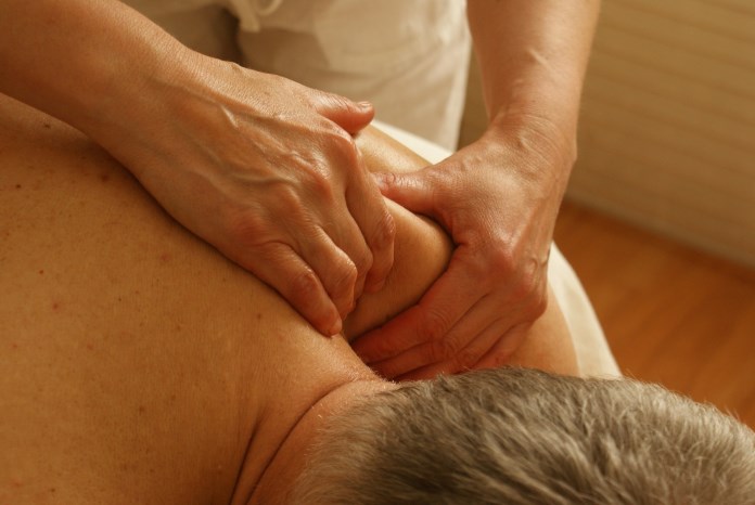 Massage og hvile hjælper mod doms